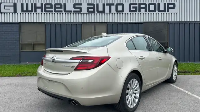 2015 Buick Regal Premium I - Photo 4
