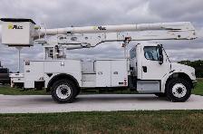 2018 Freightliner M2 Altec AA55E-MH Bucket Truck - Photo 2