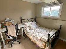 Female Student House With 1 Bedroom Available For Rent - Thorold - Photo 2