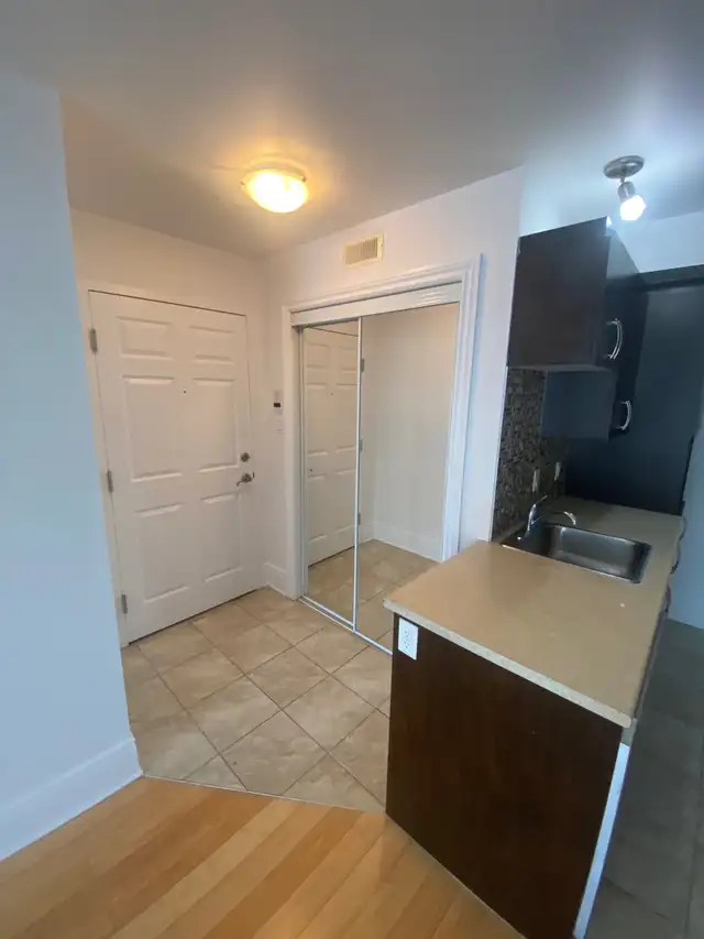 BLAINVILLE 5 1/2 À LOUER - Photo 2