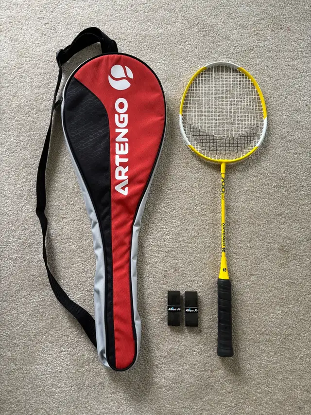 Artengo 700P Badminton Racket with case