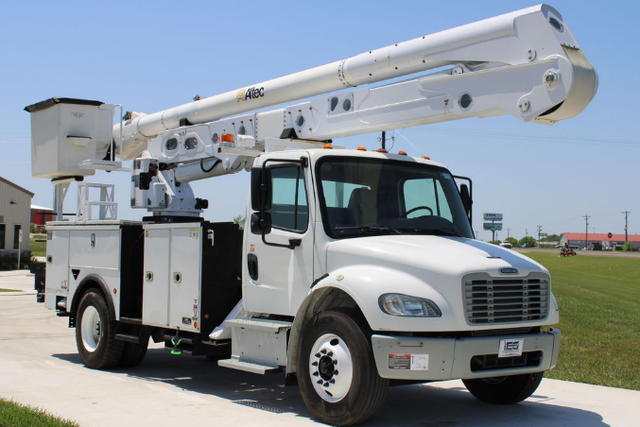 2016 Freightliner M2-106 Altec AN55-E0C Bucket Truck - Photo 4
