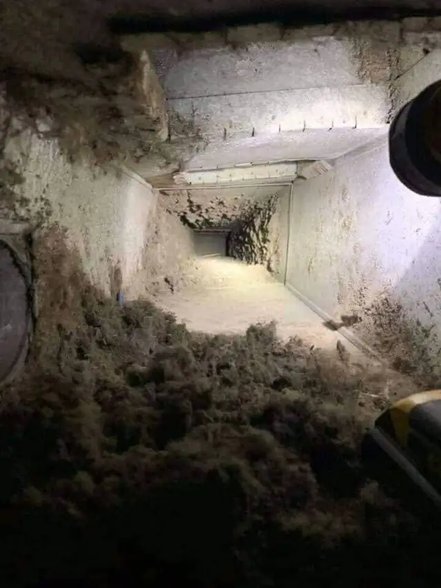 //…Duct & Vents Clean…// - Photo 5