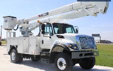 2019 International 7300 Terex TC55-MH Bucket Truck - Photo 4