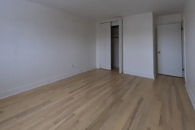 Spacious and luminous 5 1/2 in Ahuntsic (Saint-Sulpice) - Photo 9