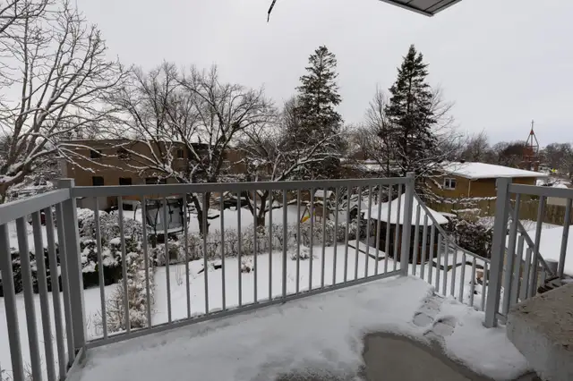 Spacious and luminous 5 1/2 in Ahuntsic (Saint-Sulpice) - Photo 12