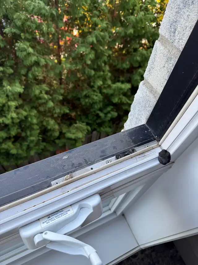 Réparation fenêtre & porte ( résidentielle & commercial) - Photo 7