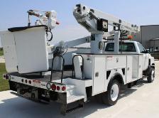 2020 International CV515 Versalift VST-52I Bucket Truck - Photo 3