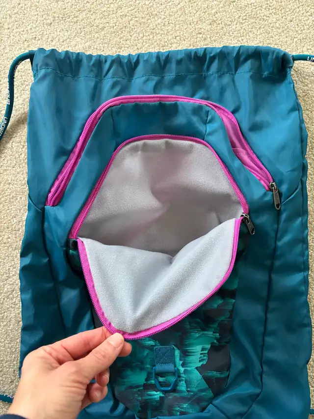 Under Armour 20L gym/sport bag / Sackpack - Photo 4