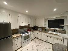 Private furnished room for rent in Oshawa - Photo 3