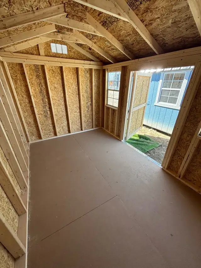 8x12 utility shed - Photo 2