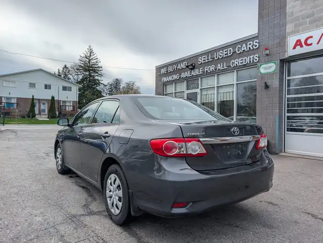 2013 Toyota Corolla Well Maintained - Photo 5