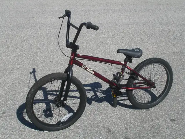 2 GT BMX BIKES UP FOR SALE YOUR CHOICE $150.00 PER BIKE & FIRM! - Photo 2