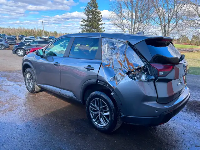 2025 Nissan Rogue AWD - Photo 6