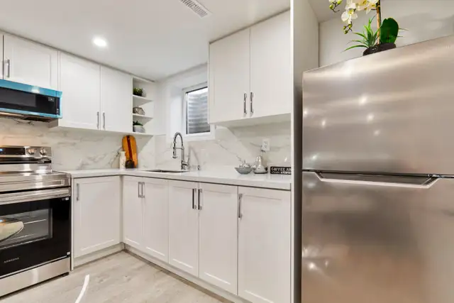 ✨STUNNING APARTMENT FOR LEASE! (INCLUSIVE WITH FURNISHED OPTION) - Photo 6