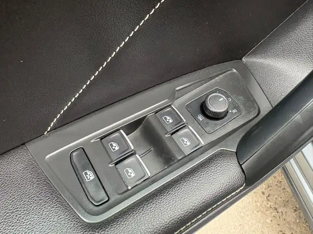 2023 VOLKSWAGEN TIGUAN COMFORTLINE R-LINE - SUNROOF - AWD - Photo 17