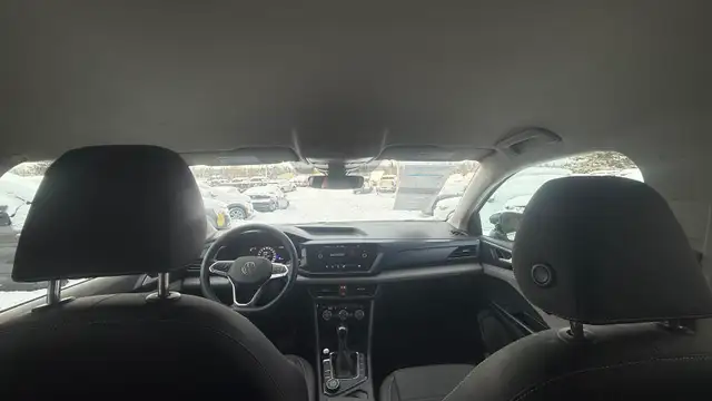 2024 Volkswagon Tiguan AWD - Photo 11