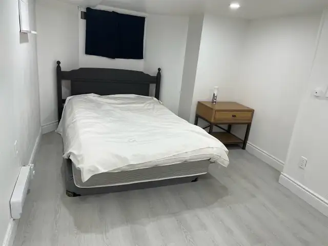 Basement unit for rent - Photo 2