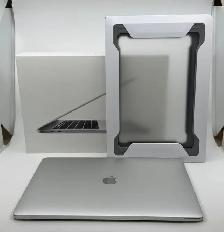 Apple MacBook Pro 15" 2016 Touch Bar i7 16GB RAM 256GB SSD $579