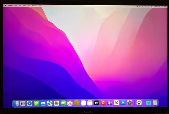 Apple MacBook Pro 15" 2016 Touch Bar i7 16GB RAM 256GB SSD $579 - Photo 7