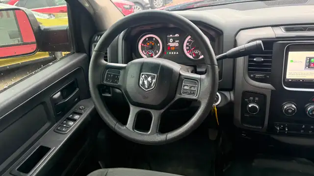 2018 Dodge Ram 3500 Crew Cab 4x4 - Photo 11