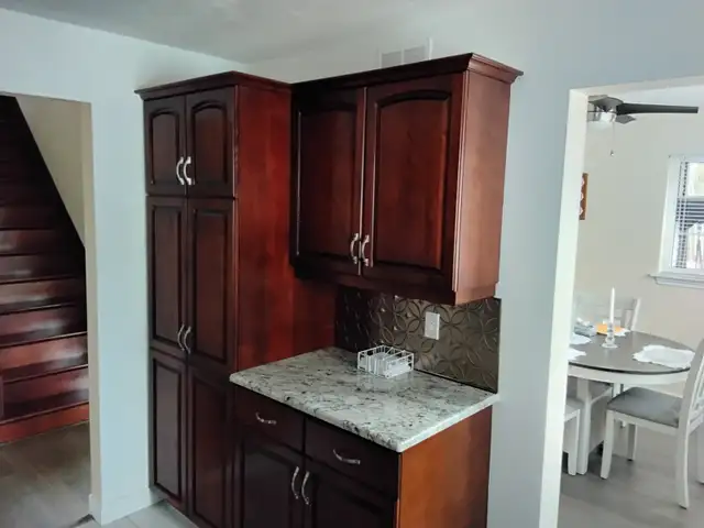 3 PIECE KITCHEN CABINETS