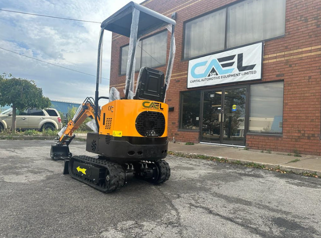 New CAEL Mini Excavators 1T/1.5T Gas with Briggs stratton  certi - Photo 5