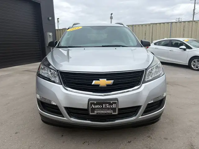 2017 CHEVROLET TRAVERSE LS - B/U CAM - ALLOYS - CRUISE CONTROL - Photo 8