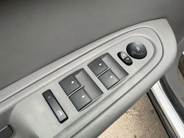 2017 CHEVROLET TRAVERSE LS - B/U CAM - ALLOYS - CRUISE CONTROL - Photo 14