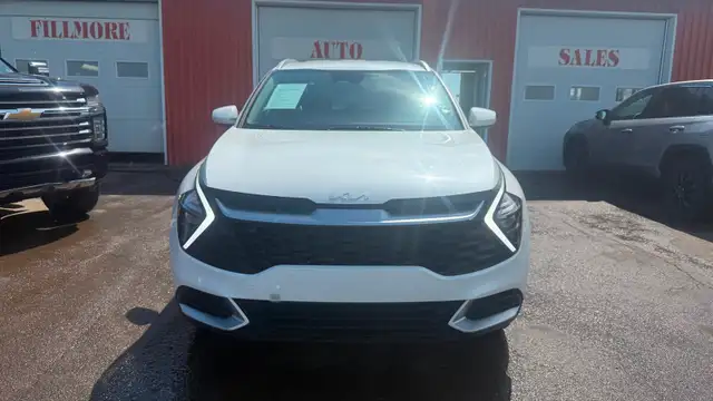 2024 Kia Sportage AWD - Photo 2