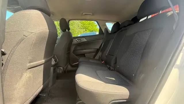 2024 Kia Sportage AWD - Photo 8