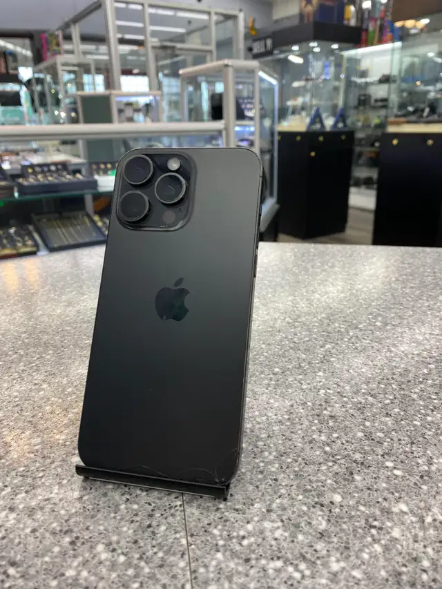 Apple iPhone 15 Pro Max - Photo 3