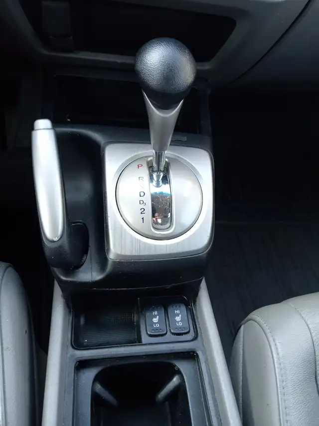 2009 Honda Civic EX-L loaded - Photo 6