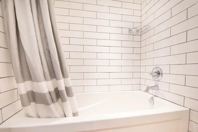 Executive 1-Bedroom suite! Incentives Available! - Photo 3