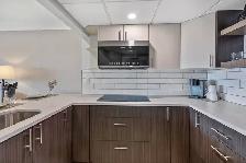 Executive 1-Bedroom suite! Incentives Available! - Photo 10