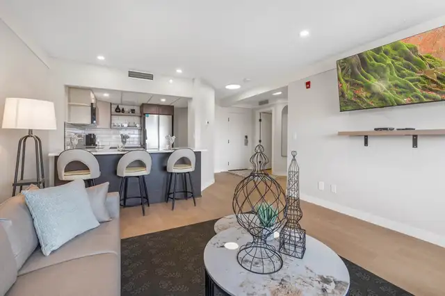 Executive 1-Bedroom suite! Incentives Available! - Photo 17