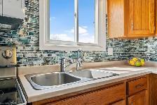 630 Pineridge Rd., Waterloo - 3 BEDROOM DETACHED HOUSE IN WATERL - Photo 5