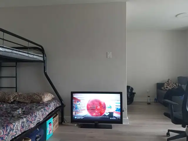 SHARED ROOM BOARD INTERNATIONAL STUDENTS INTERNS NEWCOMERS - Photo 2