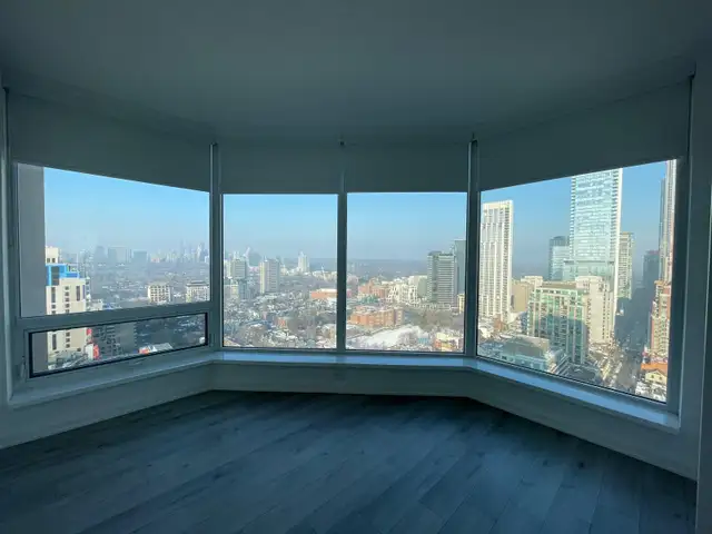 YORKVILLE PLAZA: 1 Bedroom Den Condo For Rent Downtown Toronto - Photo 8