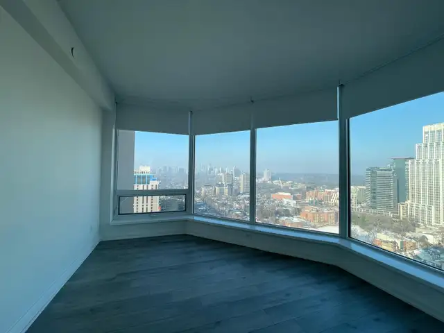 YORKVILLE PLAZA: 1 Bedroom Den Condo For Rent Downtown Toronto - Photo 10