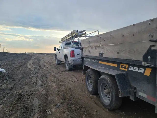 driver/labourer for roofing company - Photo 3