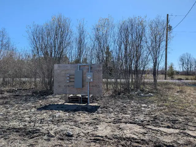 Rural 2 Acre Serviced Property - Photo 2