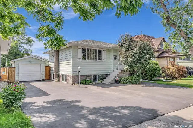 2 Bedroom 1 bathroom House in Queen Elizabeth - Photo 2