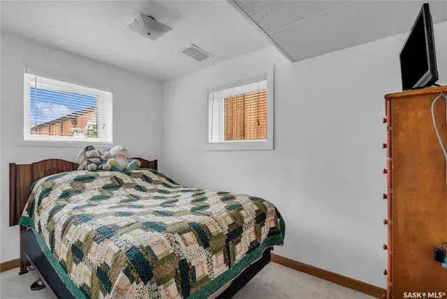 2 Bedroom 1 bathroom House in Queen Elizabeth - Photo 11