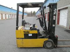 Chariot élévateur électrique