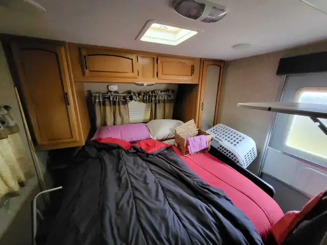 25ft Puma Travel Trailer - Photo 4