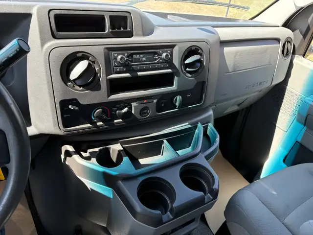 2024 Ford E-S450 16' LOADED W/RAMP CAN LEASE $AVE $1,000's - Photo 12
