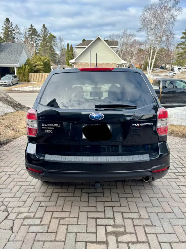 SUBARU FORESTER - Photo 4