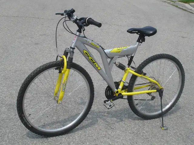 ADULT LARGE 26' CCM FALCON 21 SPD WITH FULL DUAL SUSPENSION! - Photo 2