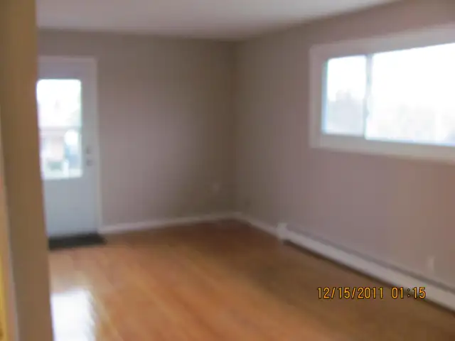 Two Bedroom Apartment - Photo 6